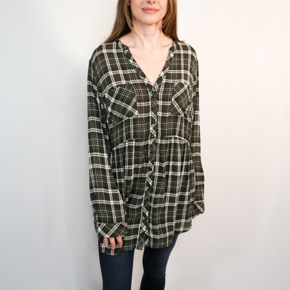TORRID Emma Green & White Plaid Button Down Tunic - Picture 7 of 7